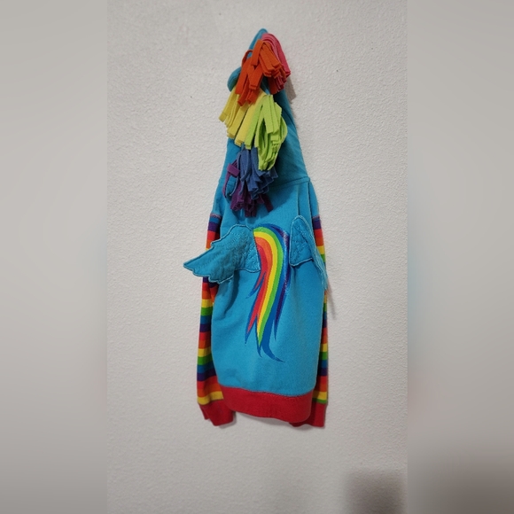 EUC- My Little Pony 🌈Rainbow Dash girls hoodie (sz 5/6) - Picture 2 of 9